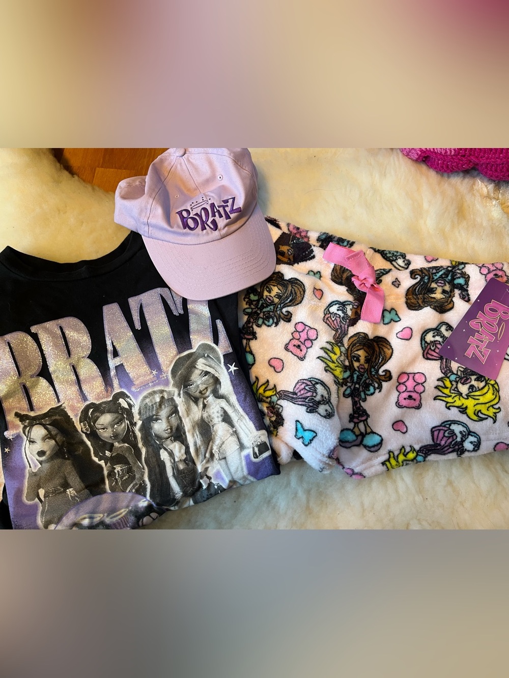 Bratz lot (graphic tee , sleep shorts and cap)